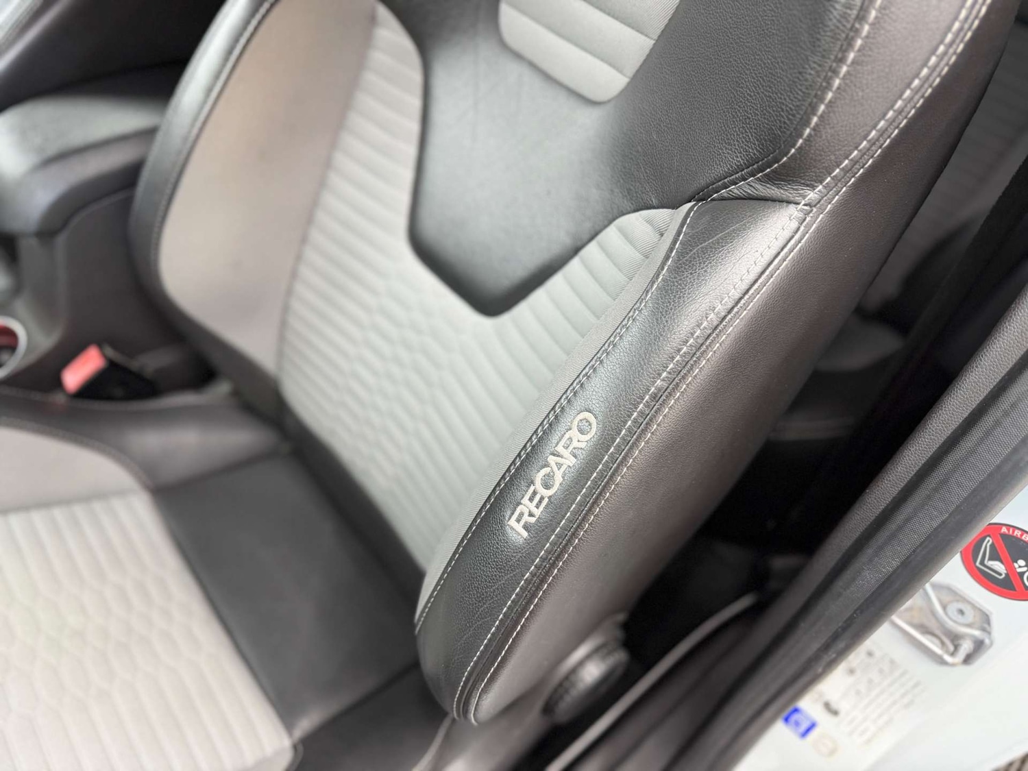 Used Ford Fiesta 2015 for sale - 77673730: Photo 24