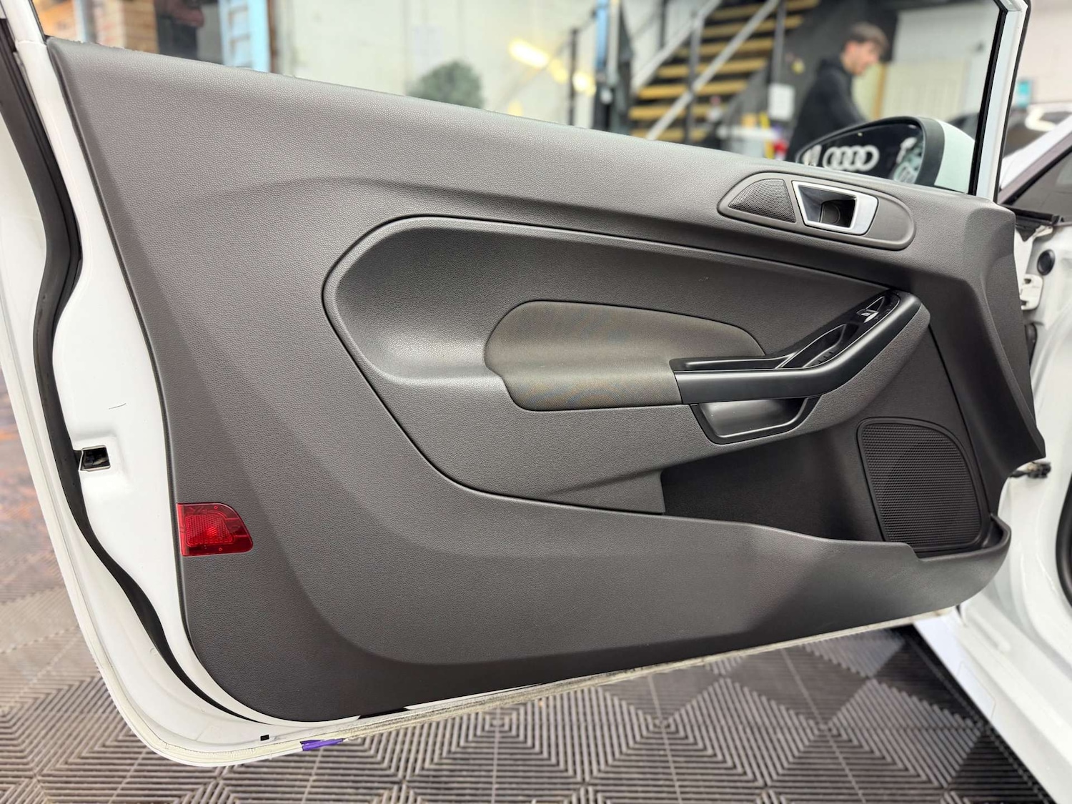 Used Ford Fiesta 2015 for sale - 77673730: Photo 42