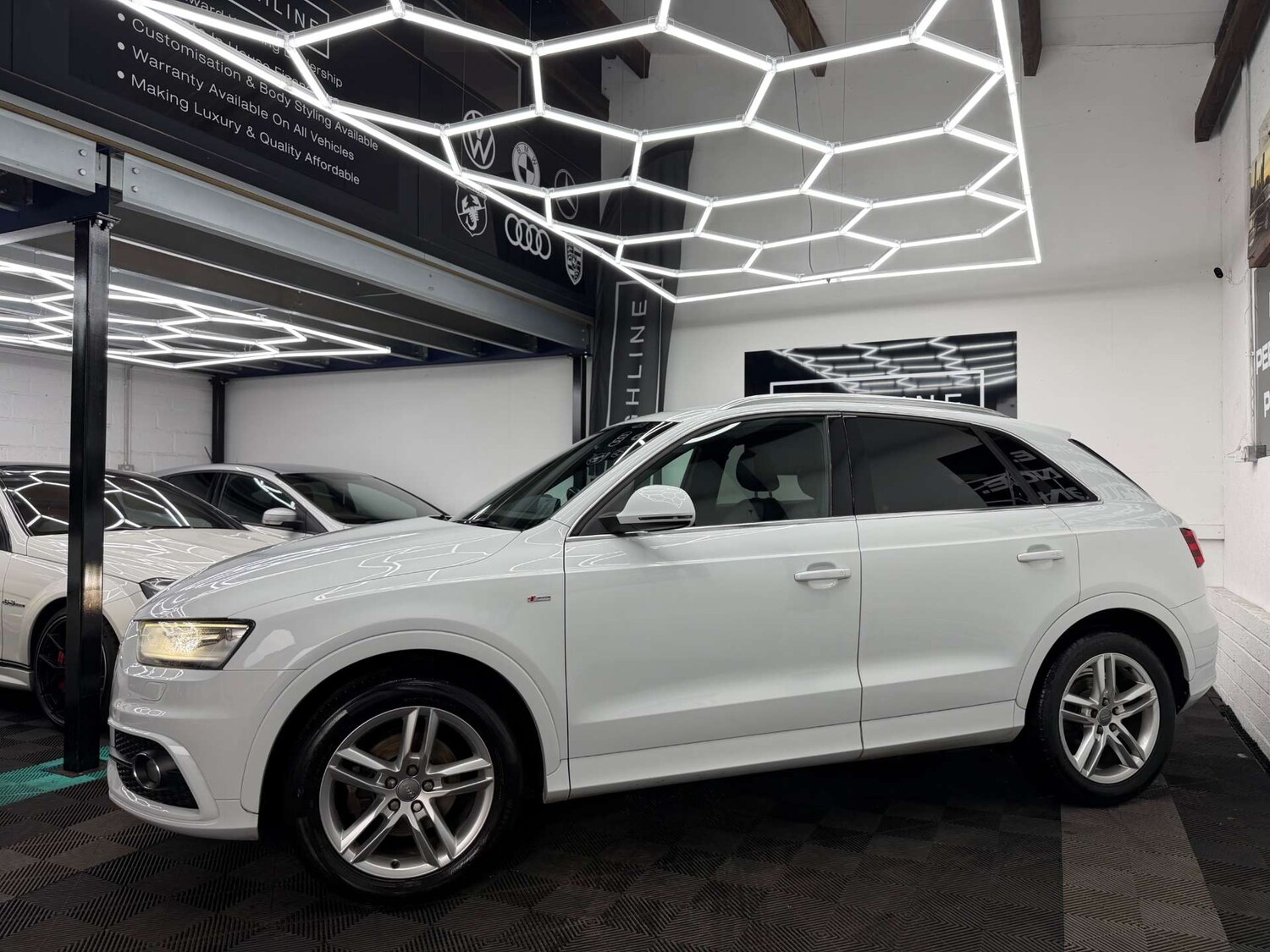 Used Audi Q3 2013 for sale - 77931980: Photo 12