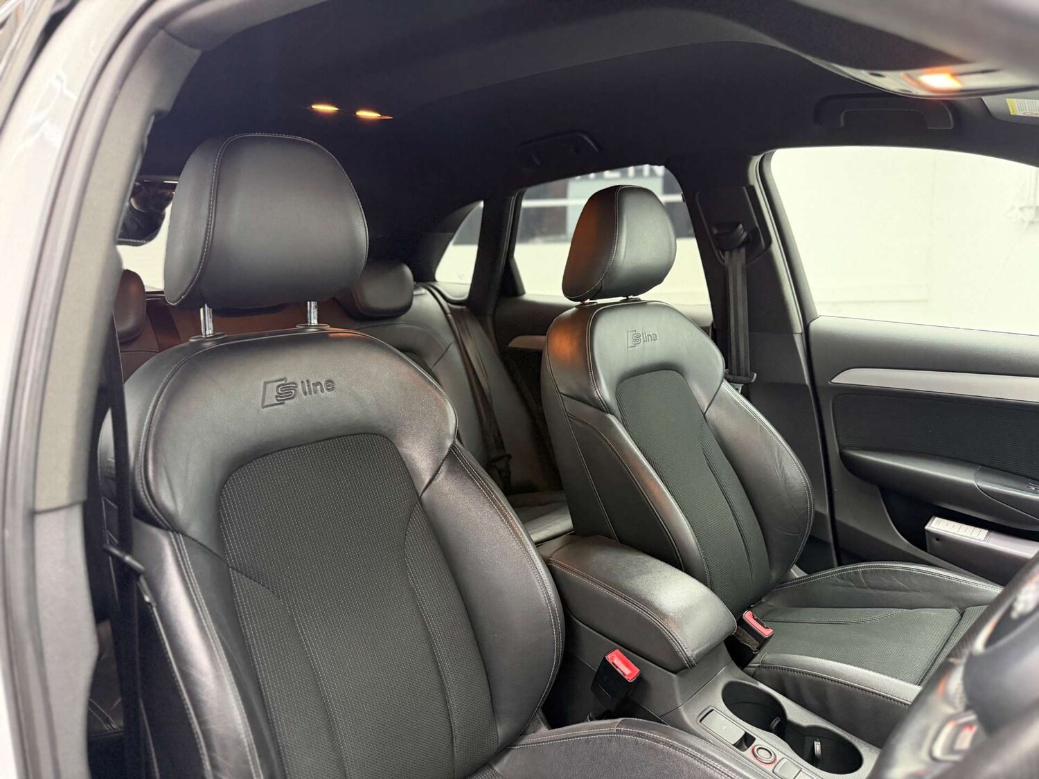 Used Audi Q3 2013 for sale - 77931980: Photo 16