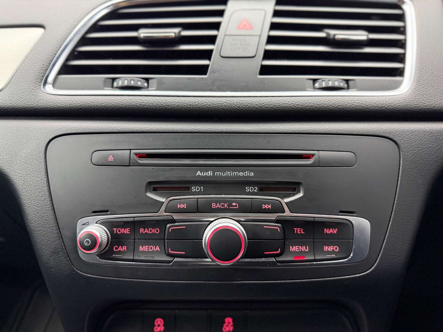 Used Audi Q3 2013 for sale - 77931980: Photo 26