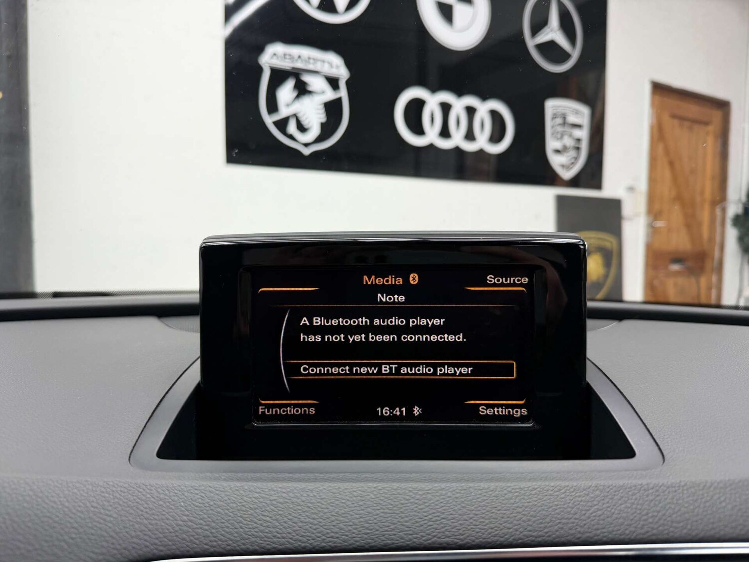 Used Audi Q3 2013 for sale - 77931980: Photo 30