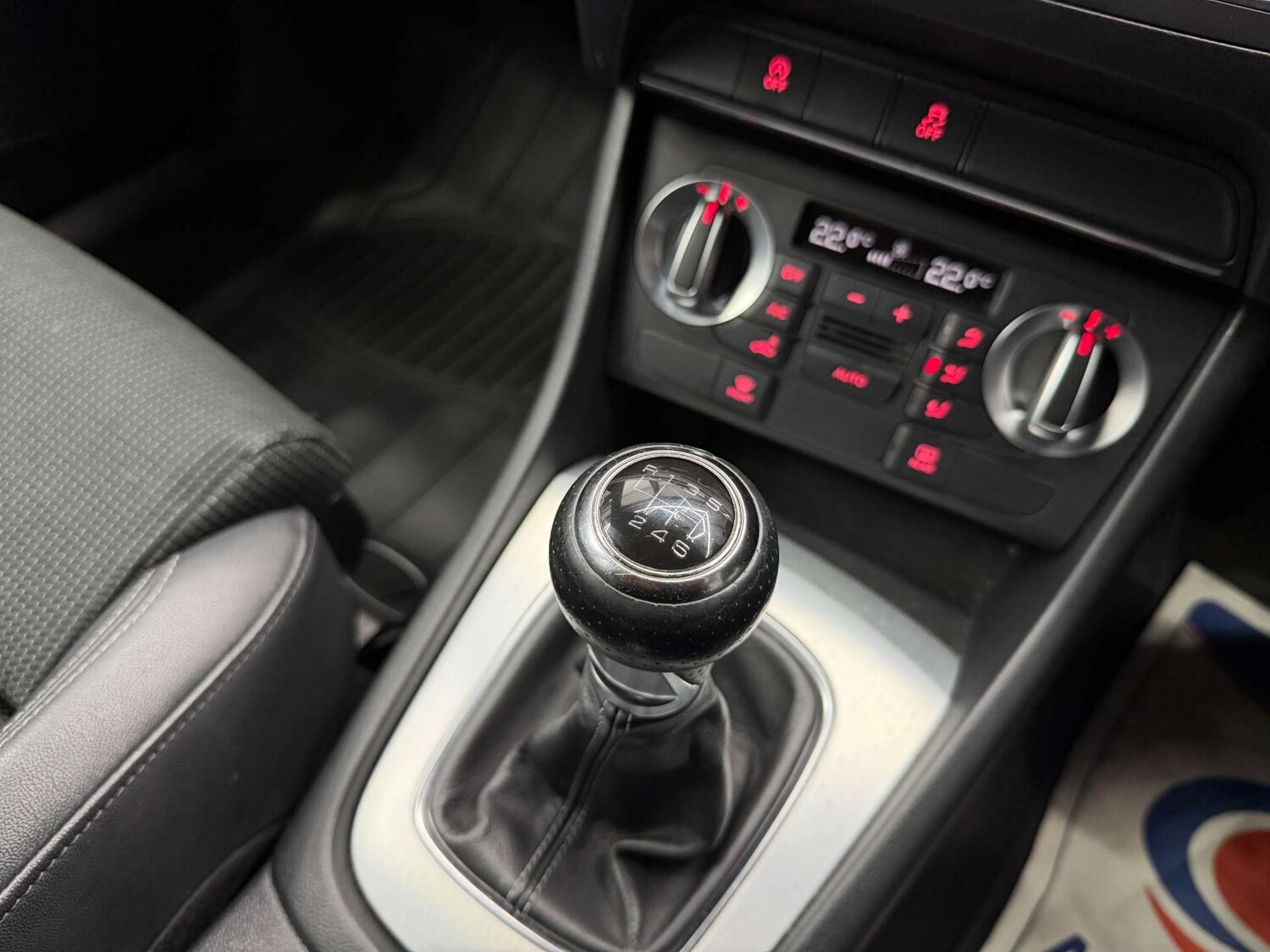 Used Audi Q3 2013 for sale - 77931980: Photo 31