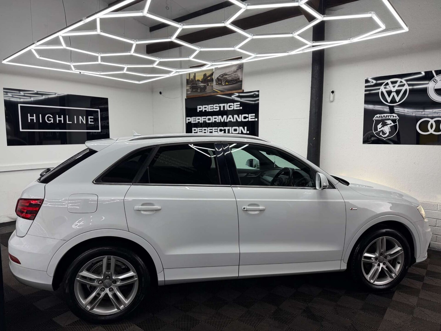 Used Audi Q3 2013 for sale - 77931980: Photo 7