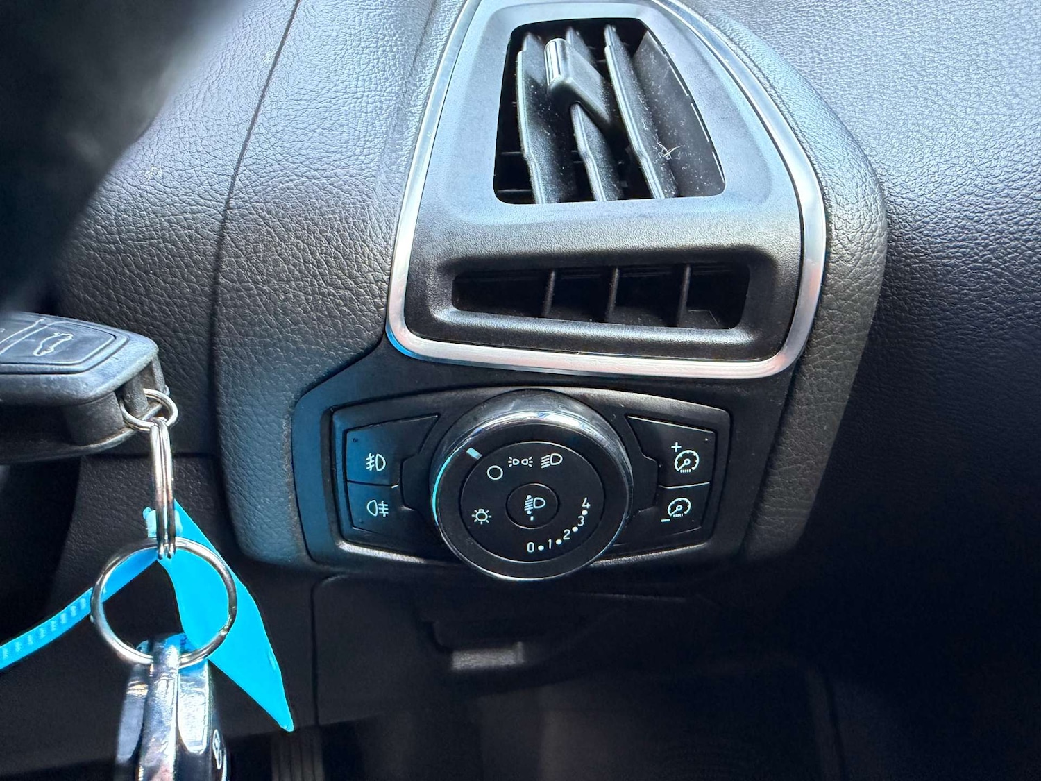 Used Ford Focus 2011 for sale - 77254507: Photo 19