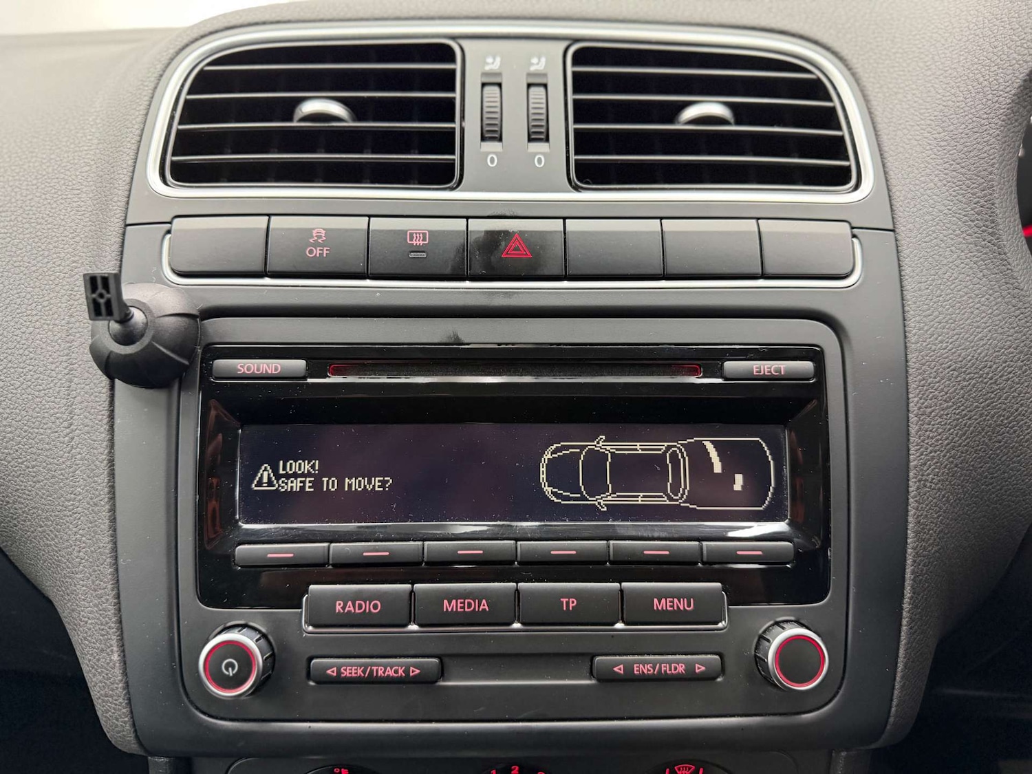 Used Volkswagen Polo 2013 for sale - 78031054: Photo 20