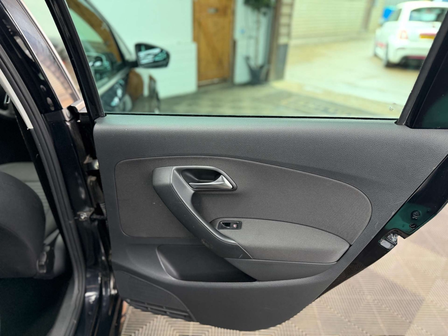 Used Volkswagen Polo 2013 for sale - 78031054: Photo 27