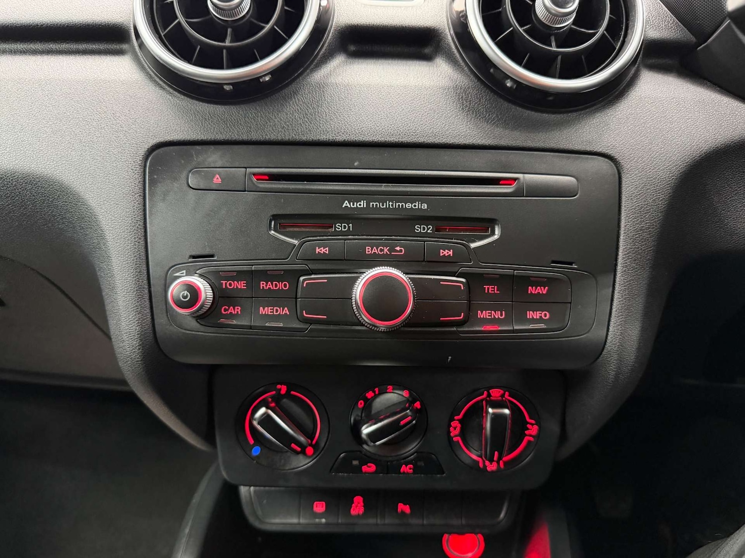 Used Audi A1 2012 for sale - 77710951: Photo 26