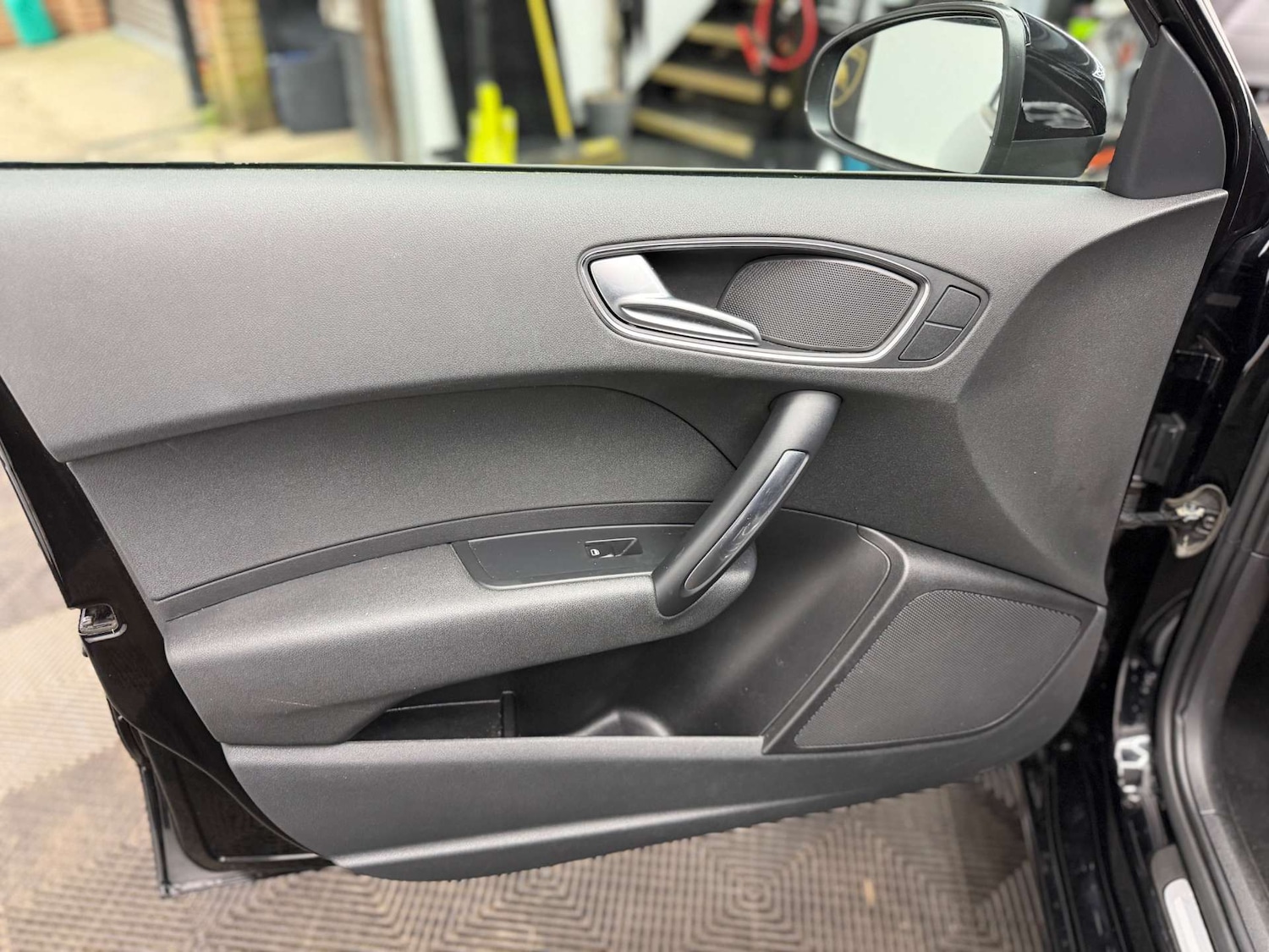 Used Audi A1 2012 for sale - 77710951: Photo 34