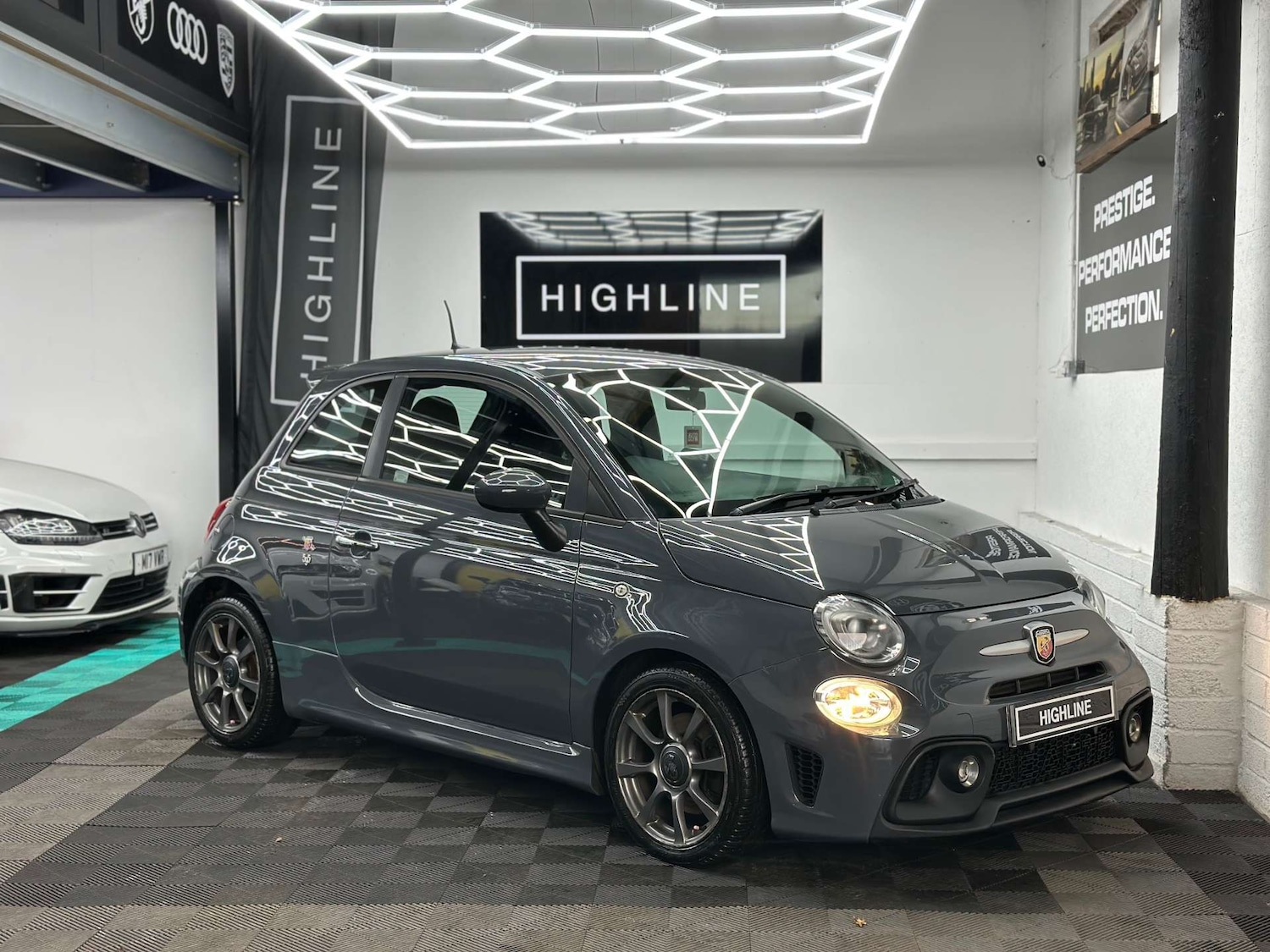 Used Abarth 595 2017 for sale - 76829846: Photo 1