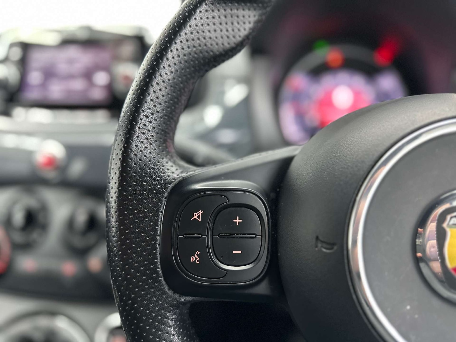 Used Abarth 595 2017 for sale - 76829846: Photo 19