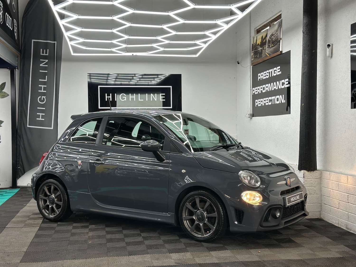 Used Abarth 595 2017 for sale - 76829846: Photo 4