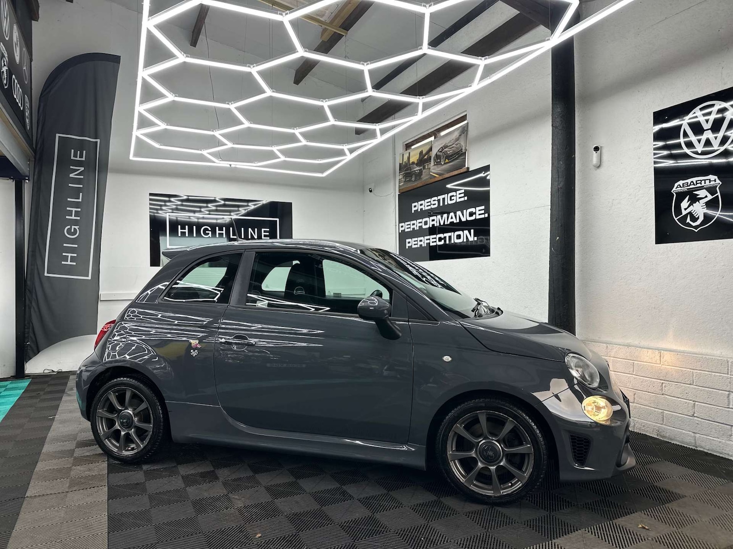 Used Abarth 595 2017 for sale - 76829846: Photo 5