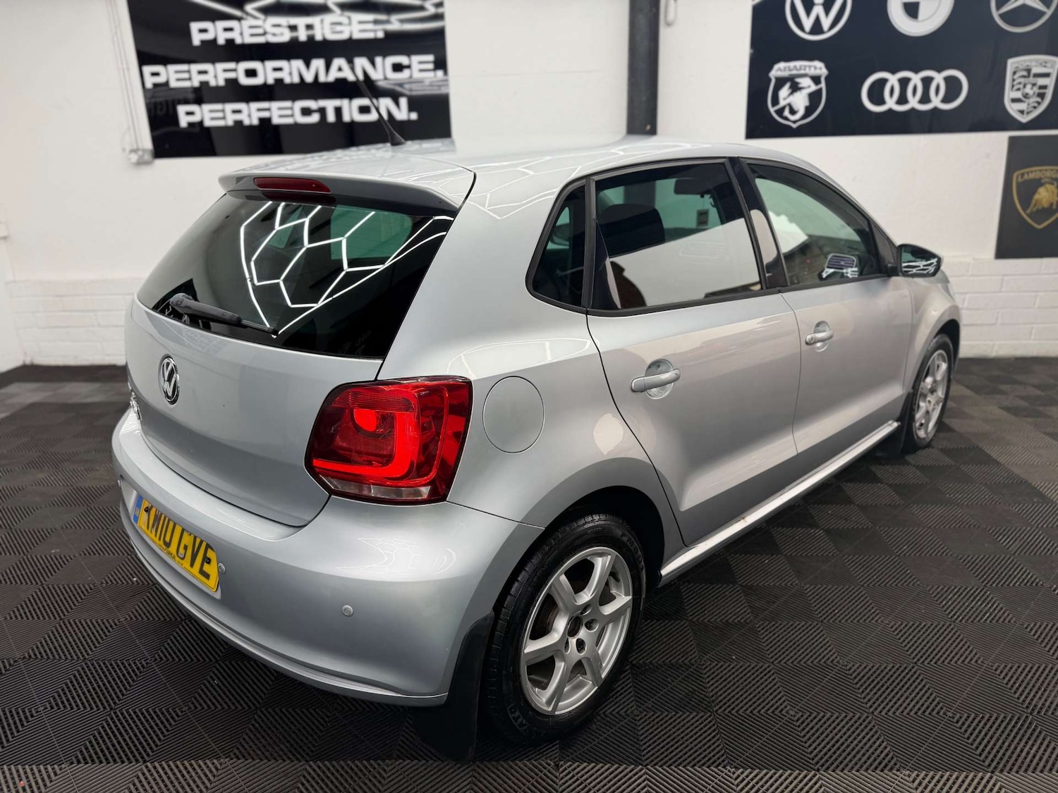 Used Volkswagen Polo 2010 for sale - 77802000: Photo 7