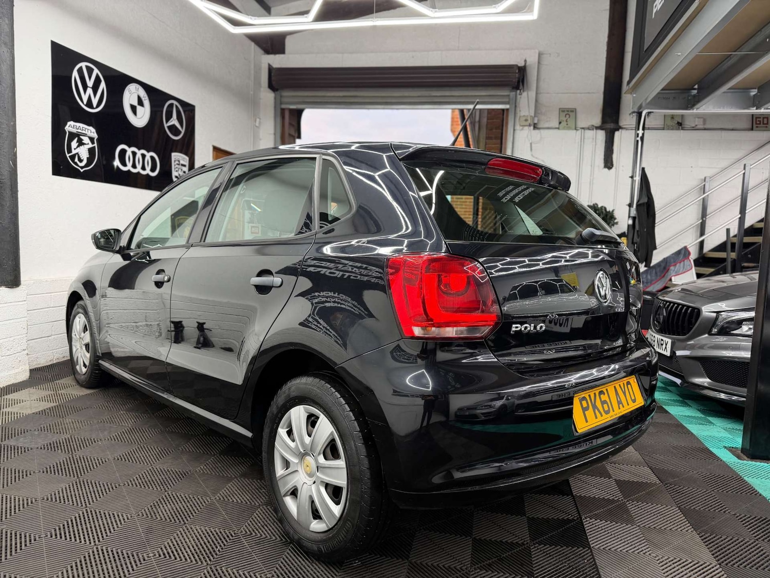 Used Volkswagen Polo 2011 for sale - 77483775: Photo 10