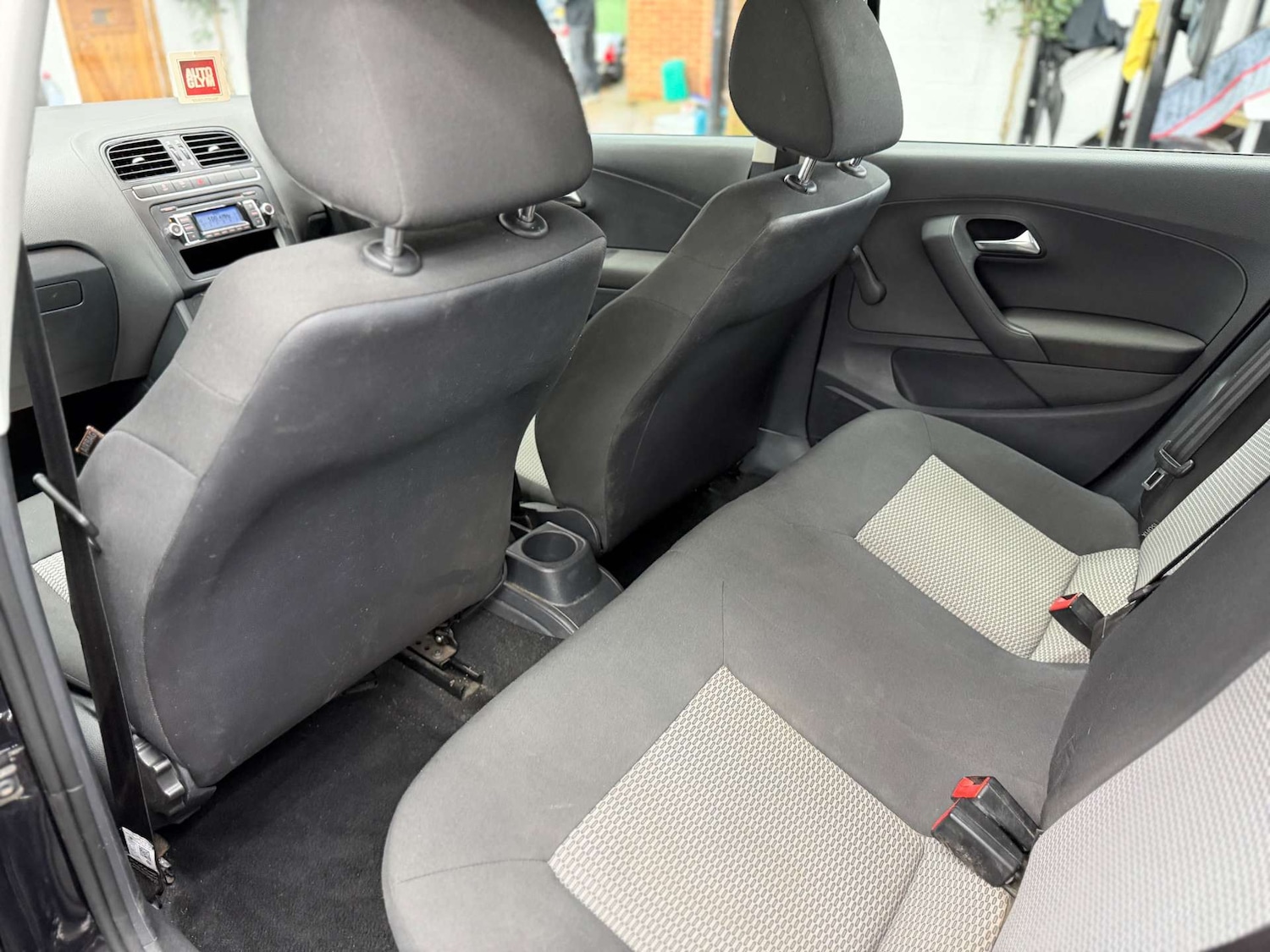 Used Volkswagen Polo 2011 for sale - 77483775: Photo 23