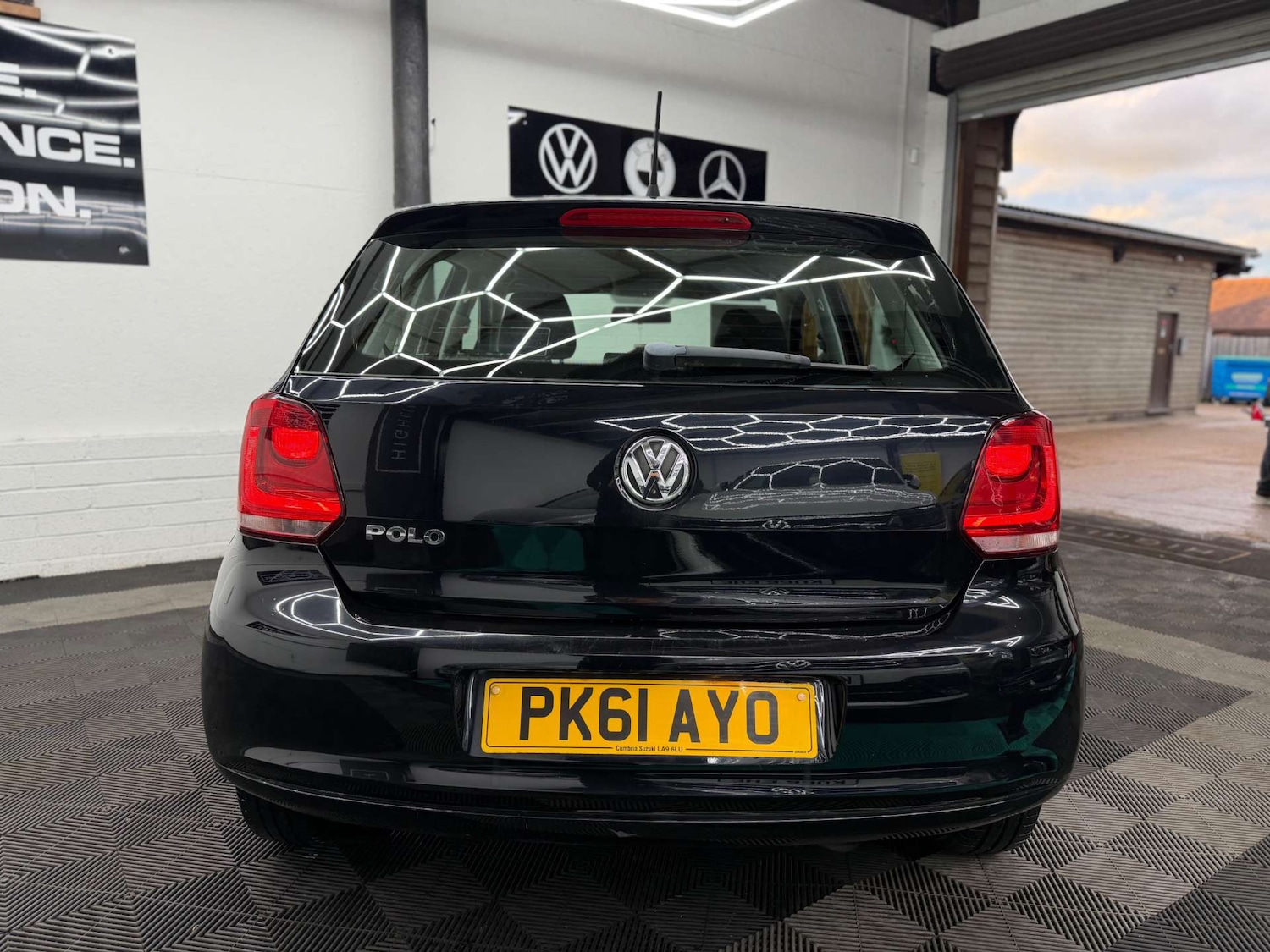 Used Volkswagen Polo 2011 for sale - 77483775: Photo 9