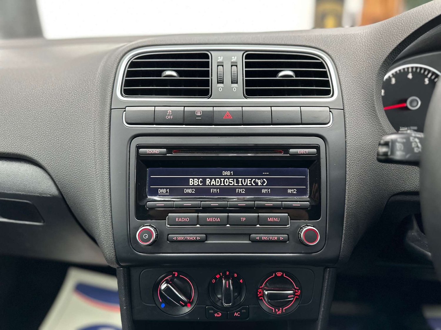 Used Volkswagen Polo 2014 for sale - 76663849: Photo 18