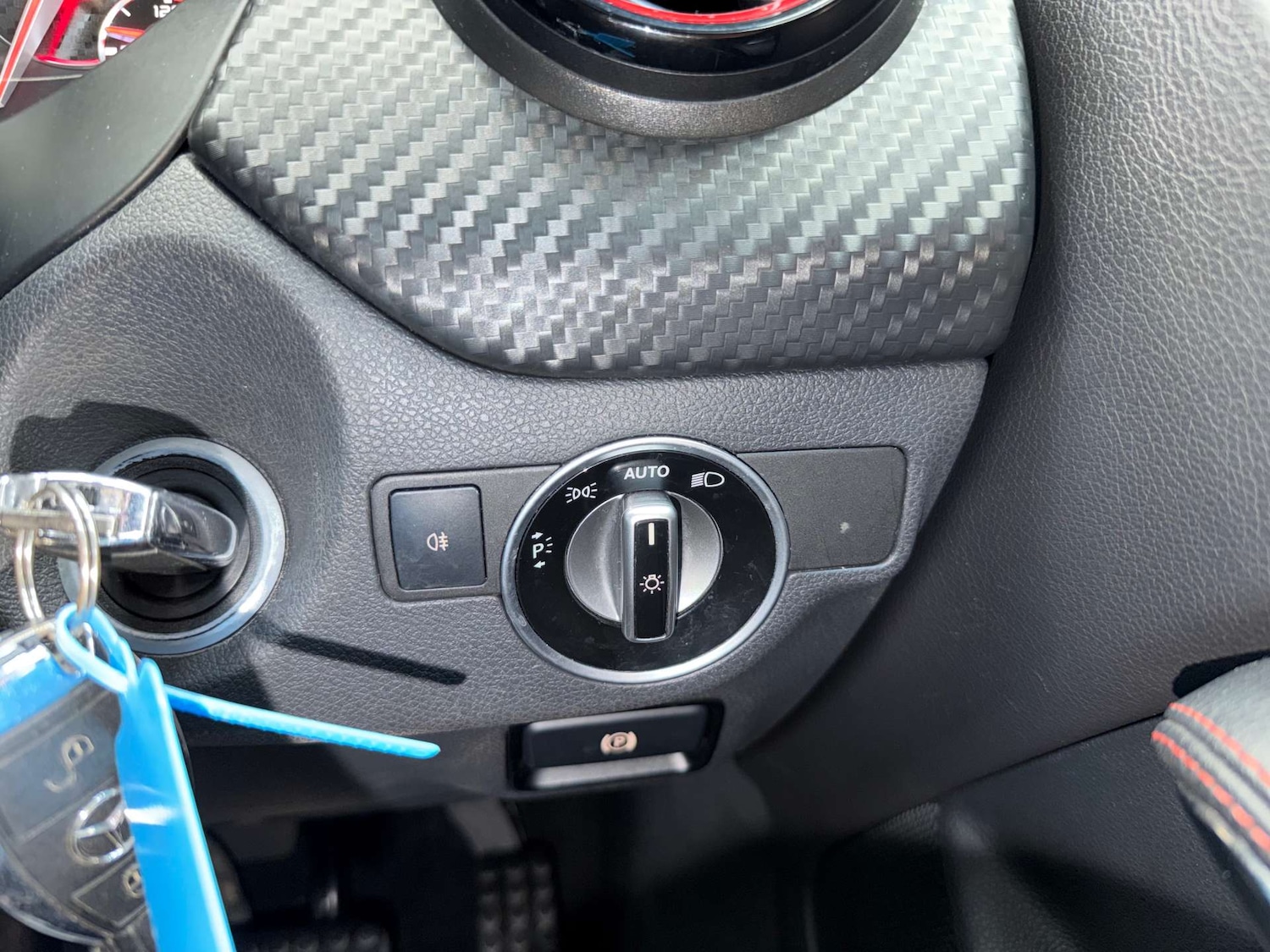 Used Mercedes-Benz A-Class 2015 for sale - 77609439: Photo 23