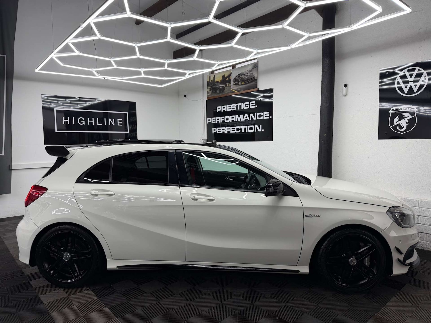 Used Mercedes-Benz A-Class 2015 for sale - 77609439: Photo 6