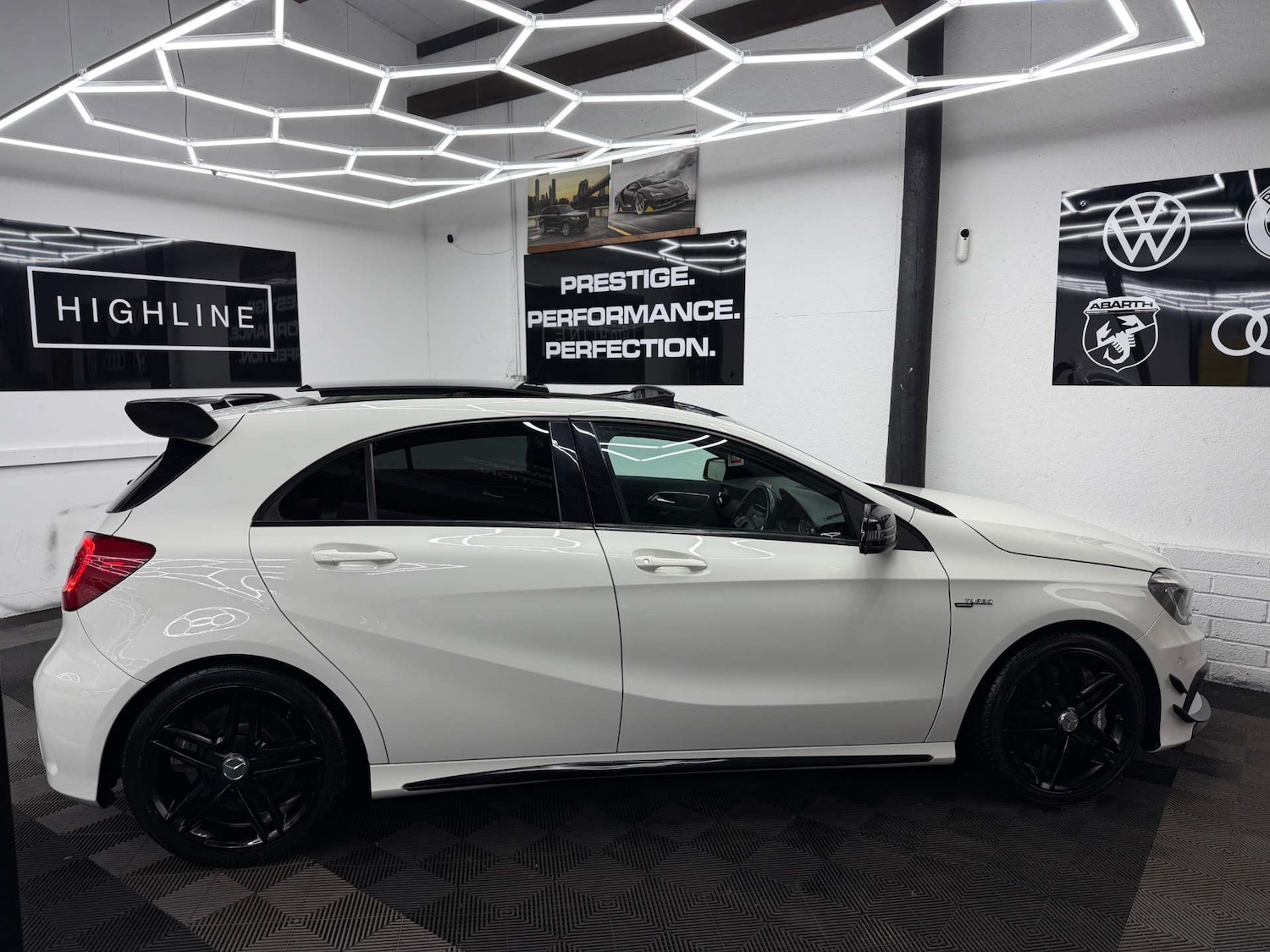 Used Mercedes-Benz A-Class 2015 for sale - 77609439: Photo 7