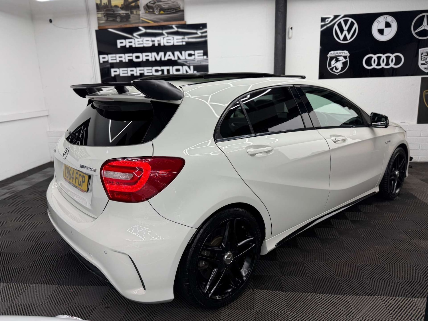 Used Mercedes-Benz A-Class 2015 for sale - 77609439: Photo 8