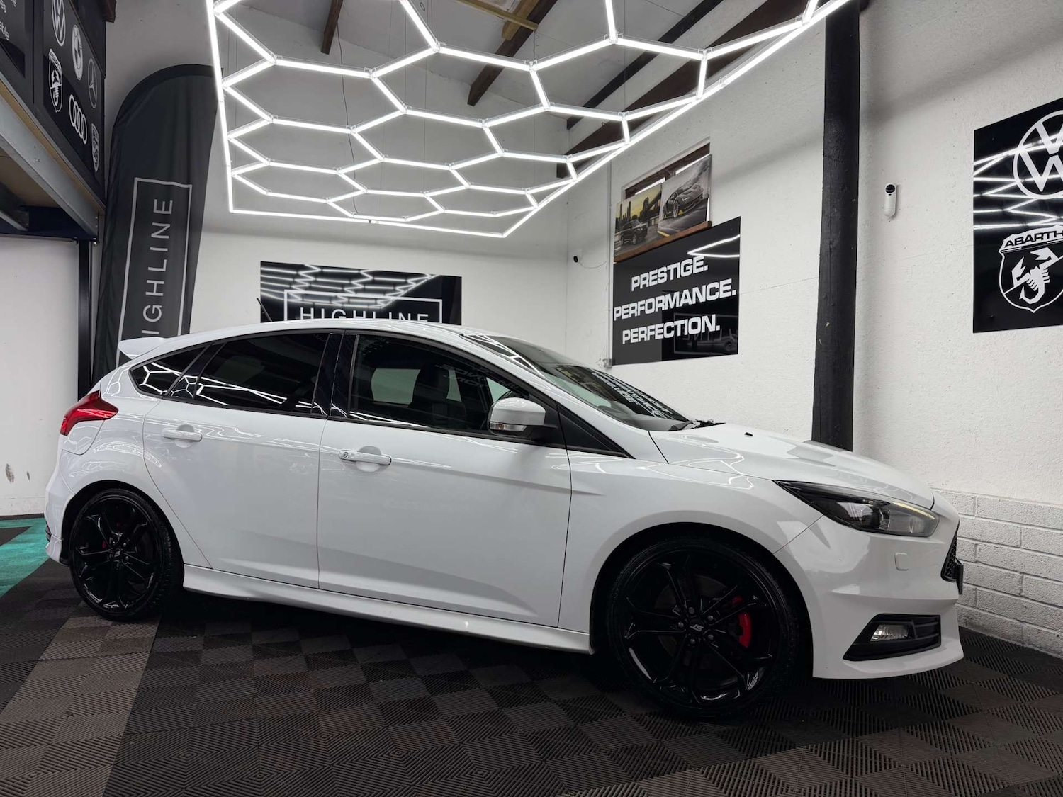 Used Ford Focus 2017 for sale - 77938497: Photo 5