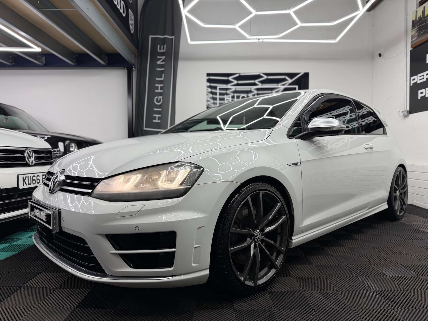 Used Volkswagen Golf 2014 for sale - 77400153: Photo 15