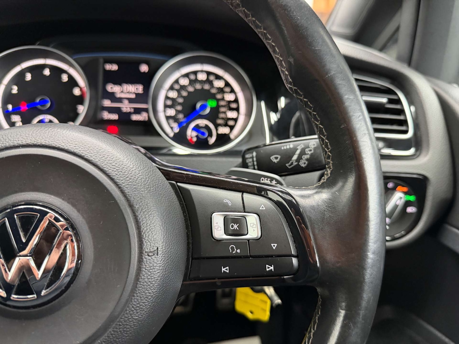 Used Volkswagen Golf 2014 for sale - 77400153: Photo 22