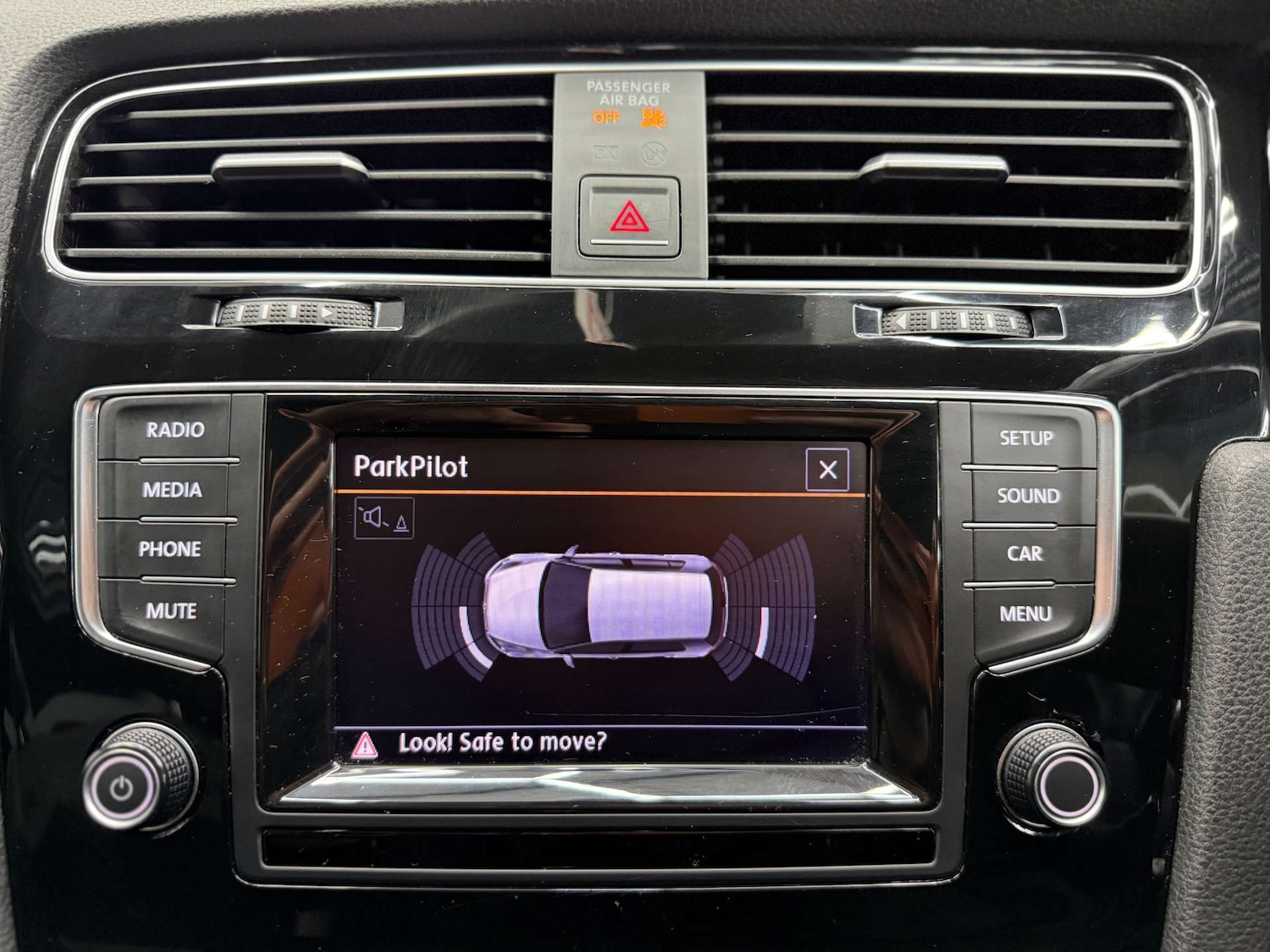 Used Volkswagen Golf 2014 for sale - 77400153: Photo 26