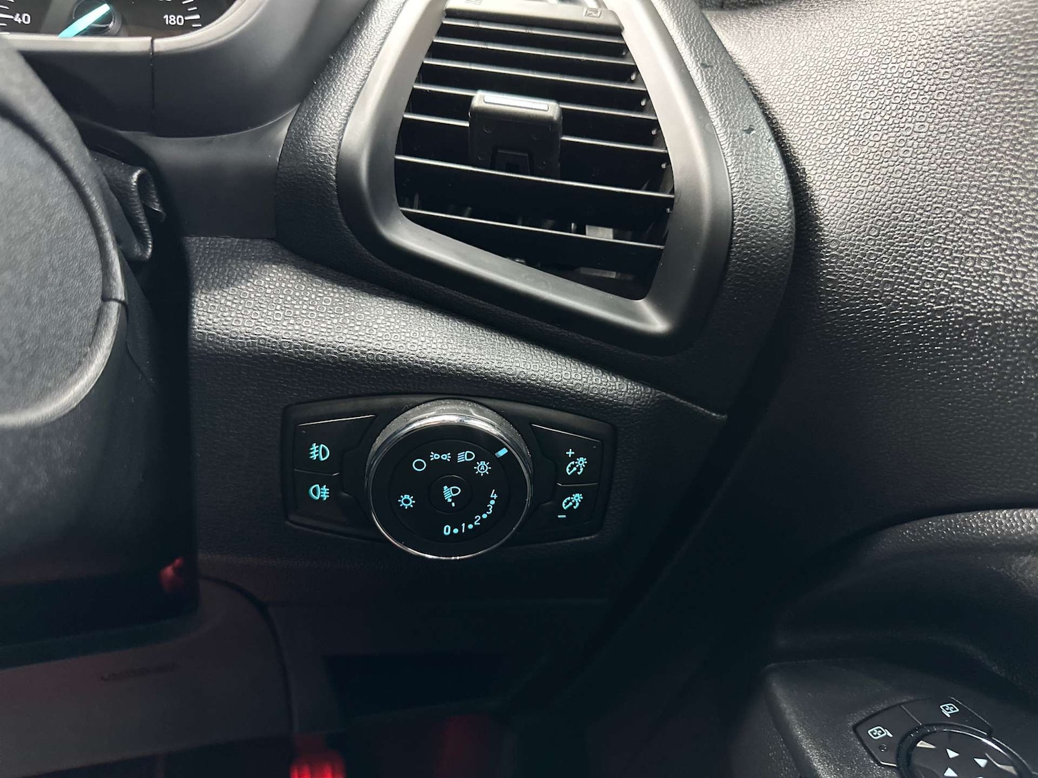 Used Ford Ecosport 2019 for sale - 77022601: Photo 22