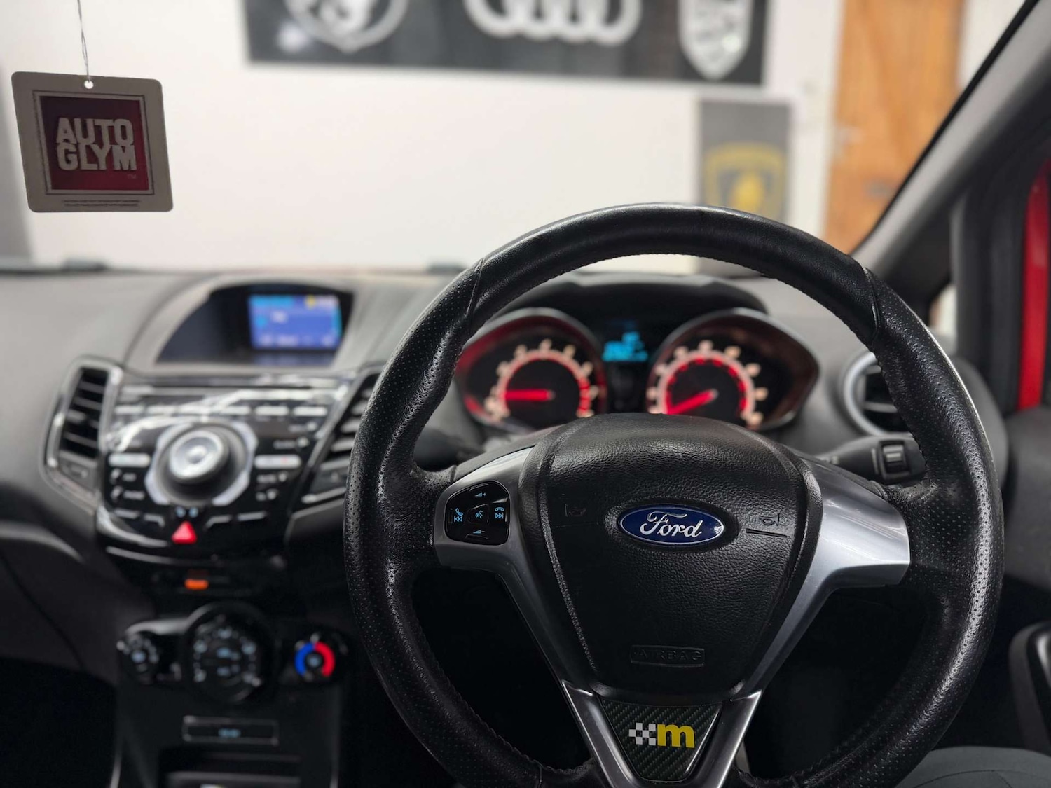 Used Ford Fiesta 2015 for sale - 77897920: Photo 17