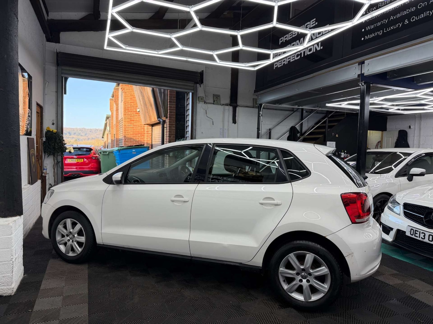 Used Volkswagen Polo 2010 for sale - 77926991: Photo 10