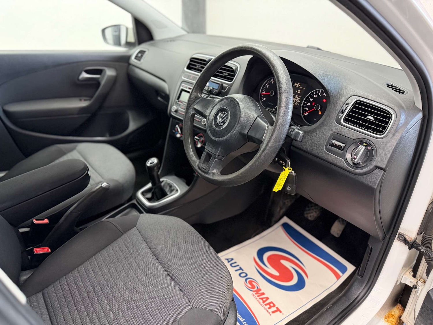 Used Volkswagen Polo 2010 for sale - 77926991: Photo 12