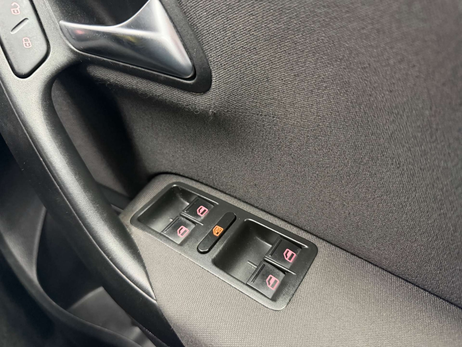 Used Volkswagen Polo 2010 for sale - 77926991: Photo 20