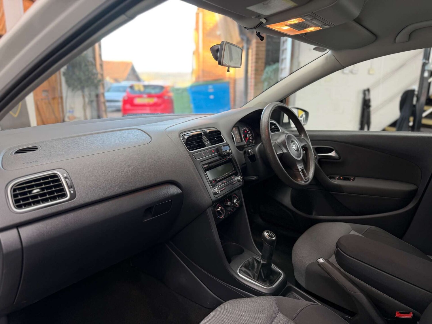 Used Volkswagen Polo 2010 for sale - 77926991: Photo 22