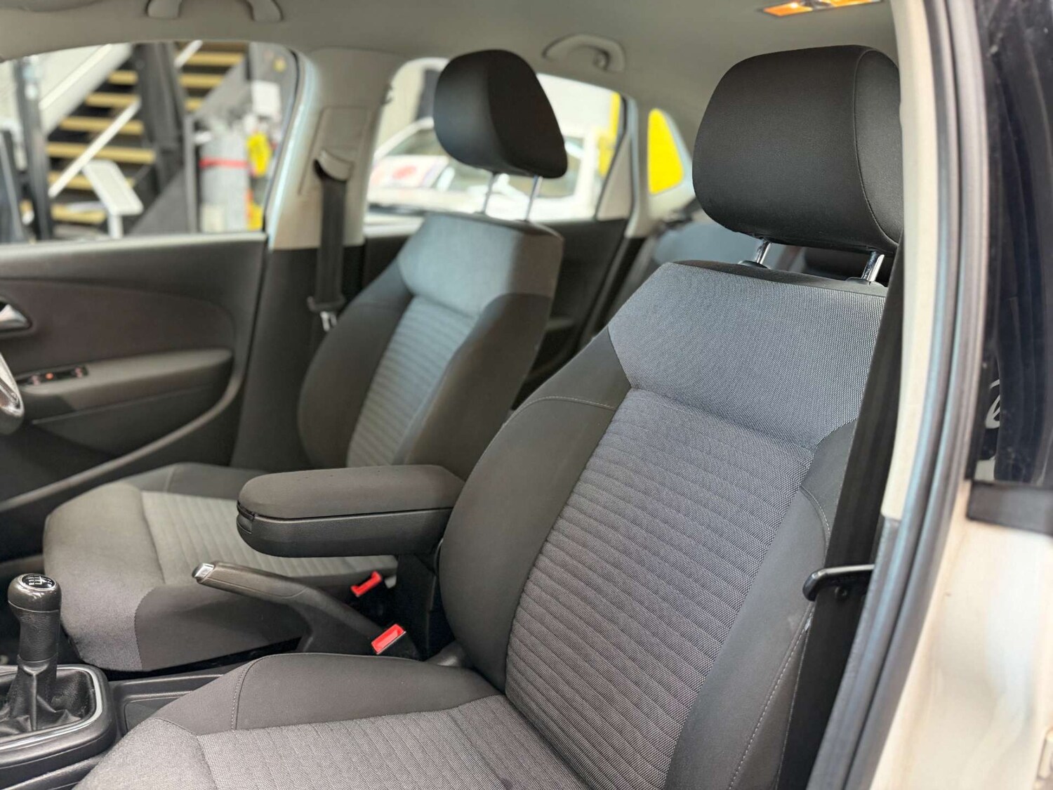 Used Volkswagen Polo 2010 for sale - 77926991: Photo 23