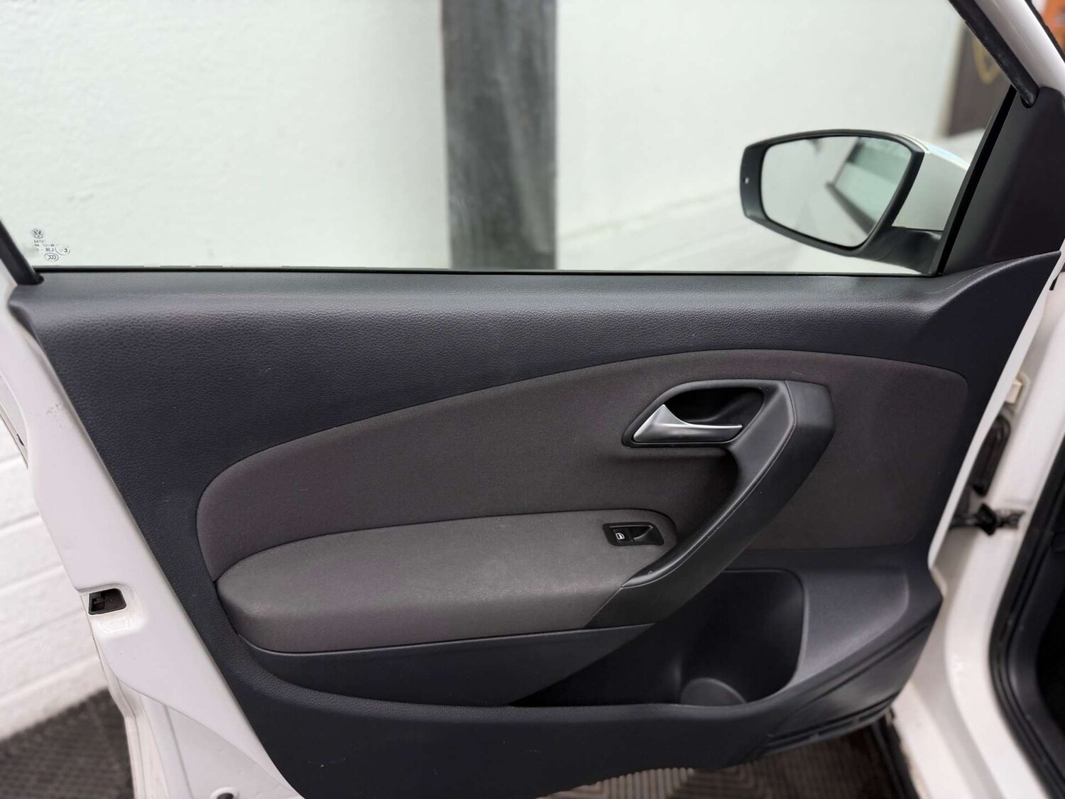 Used Volkswagen Polo 2010 for sale - 77926991: Photo 24