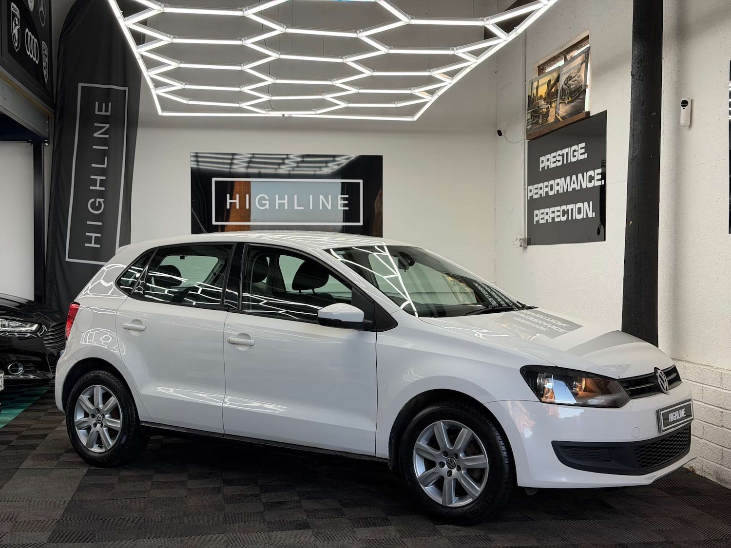 Used Volkswagen Polo 2010 for sale - 77926991: Photo 3