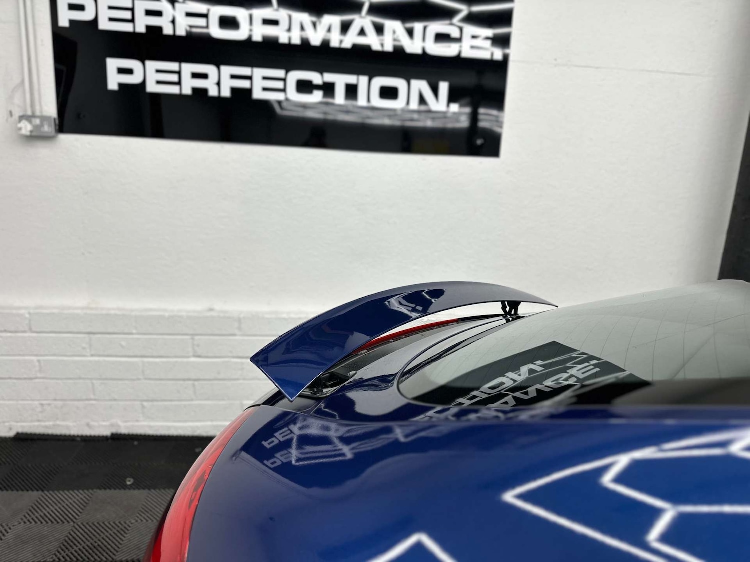 Used Audi TT 2011 for sale - 76949873: Photo 15