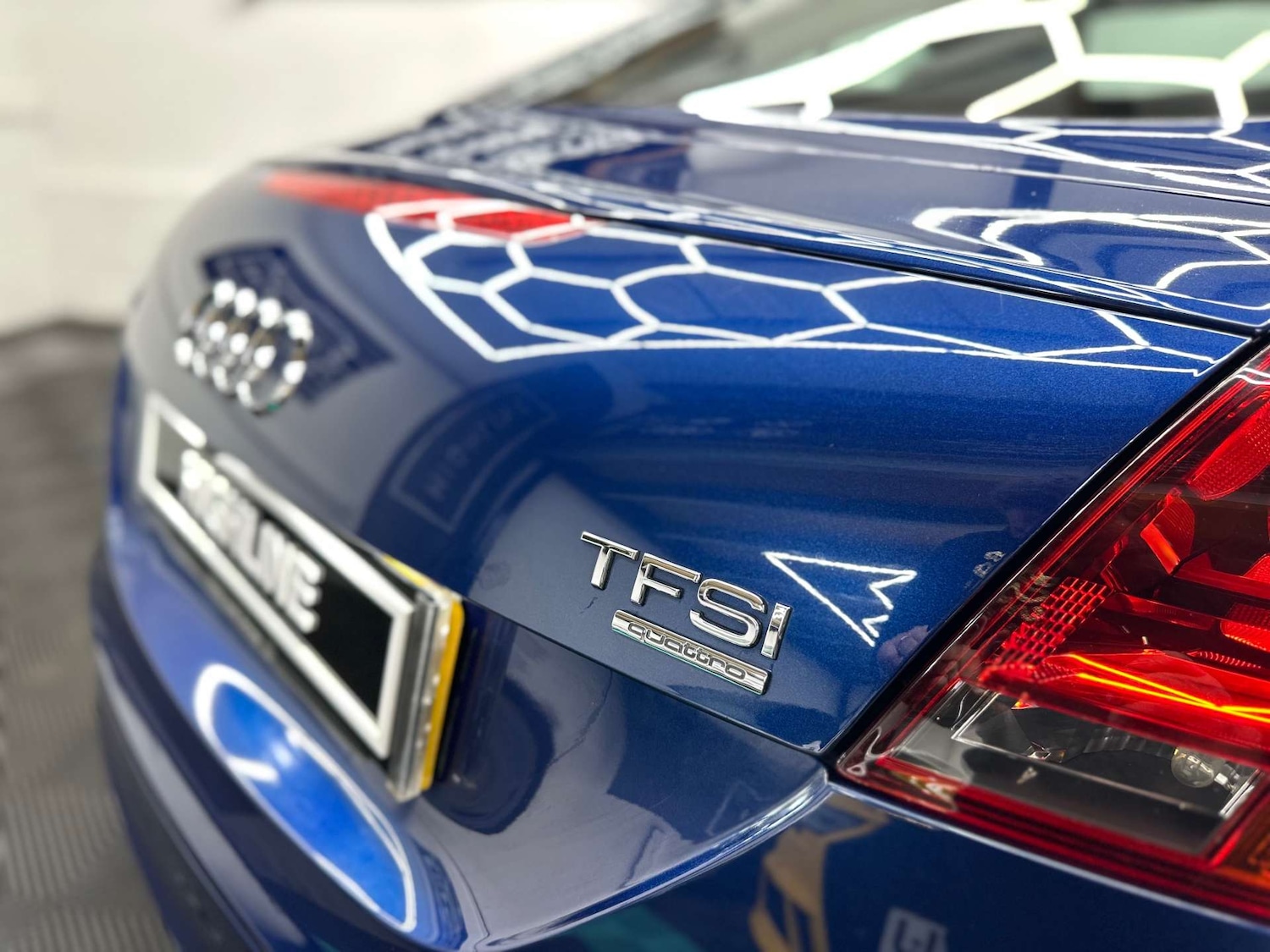 Used Audi TT 2011 for sale - 76949873: Photo 16