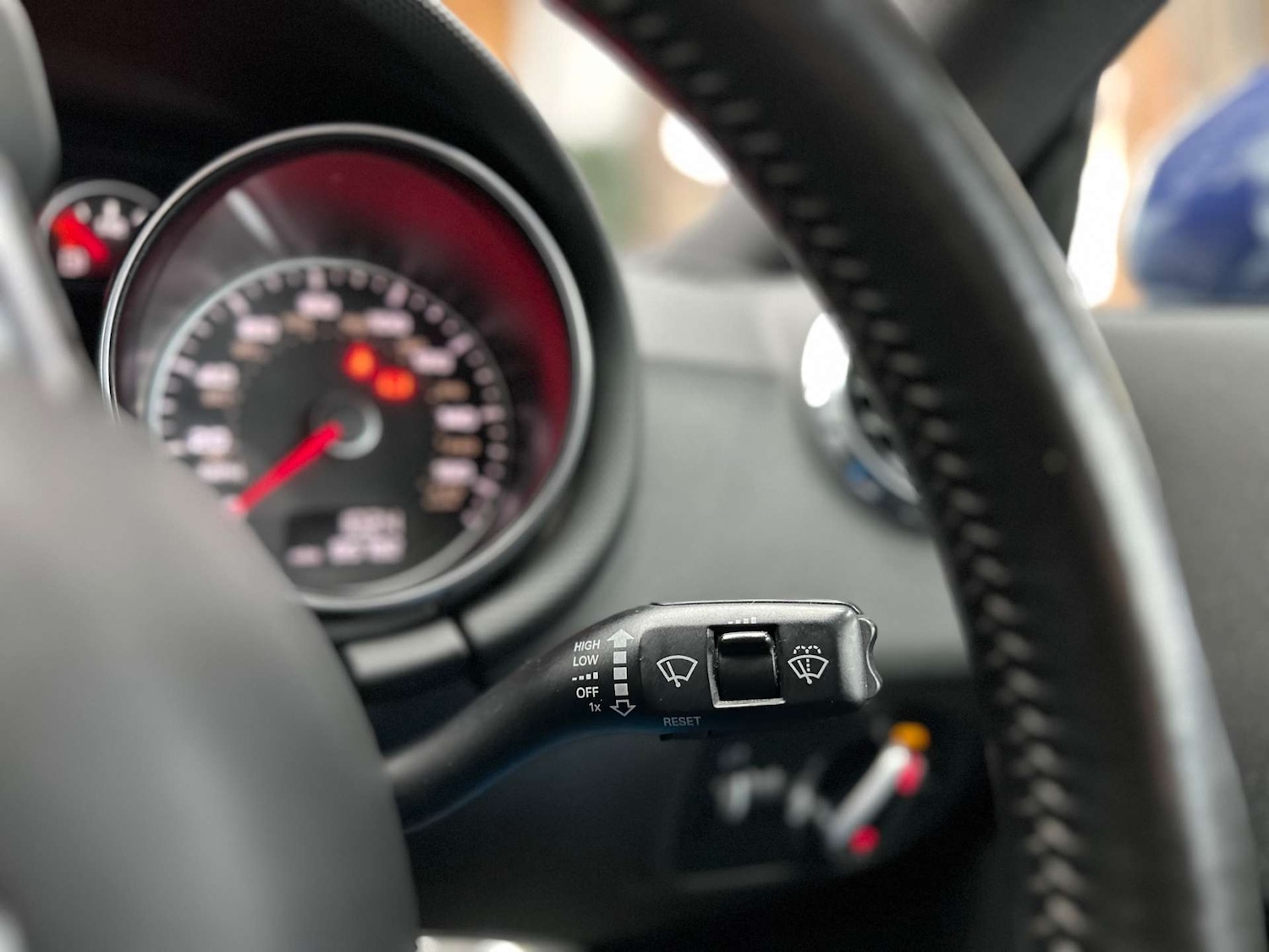 Used Audi TT 2011 for sale - 76949873: Photo 22