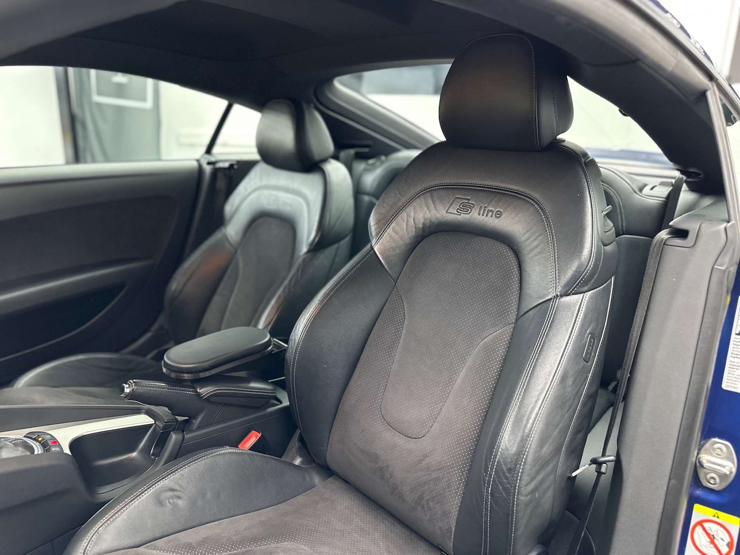 Used Audi TT 2011 for sale - 76949873: Photo 31