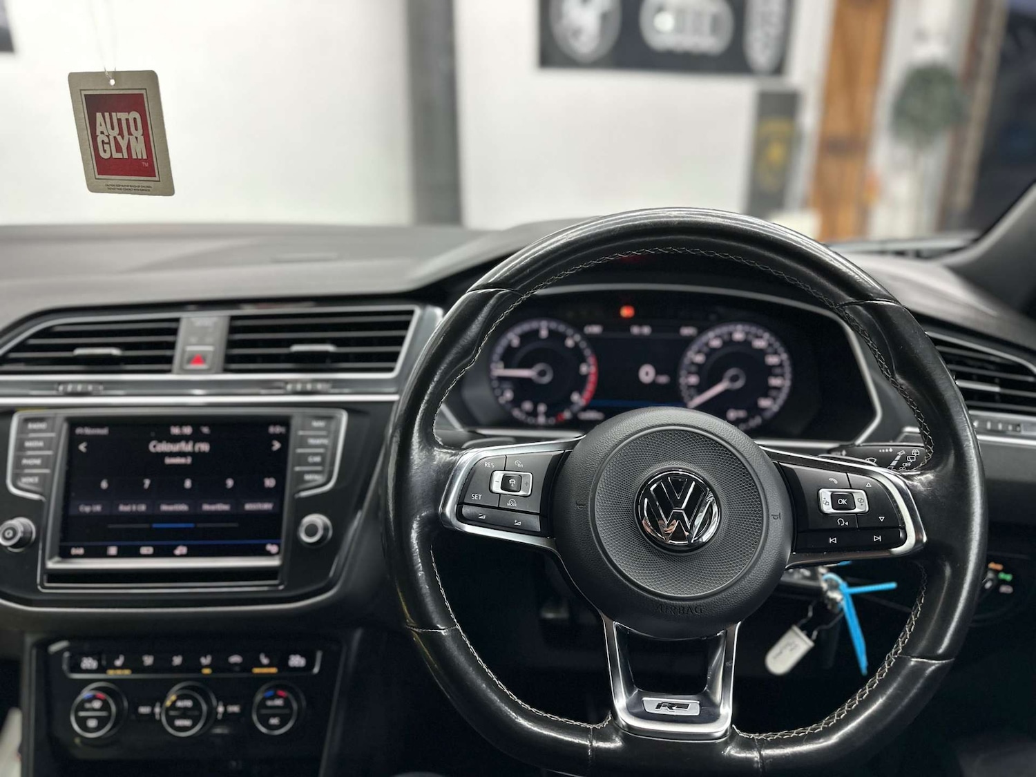 Used Volkswagen Tiguan 2016 for sale - 76977395: Photo 19