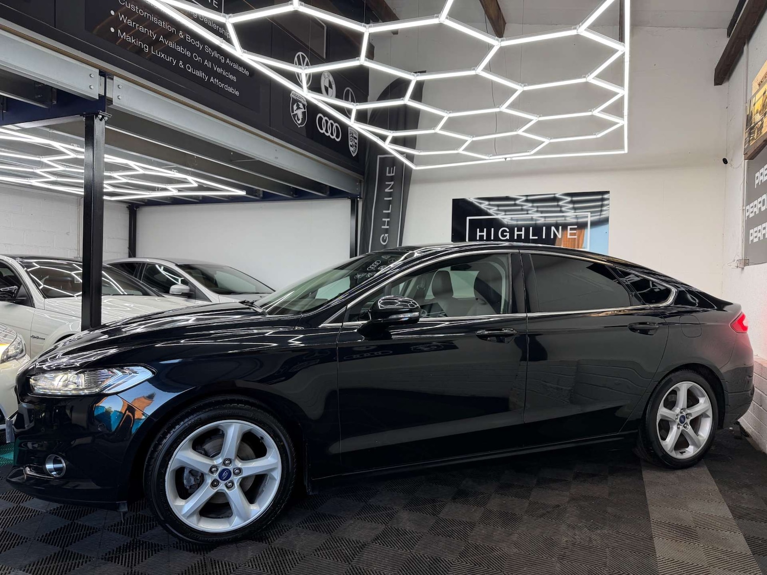 Used Ford Mondeo 2018 for sale - 77931928: Photo 12