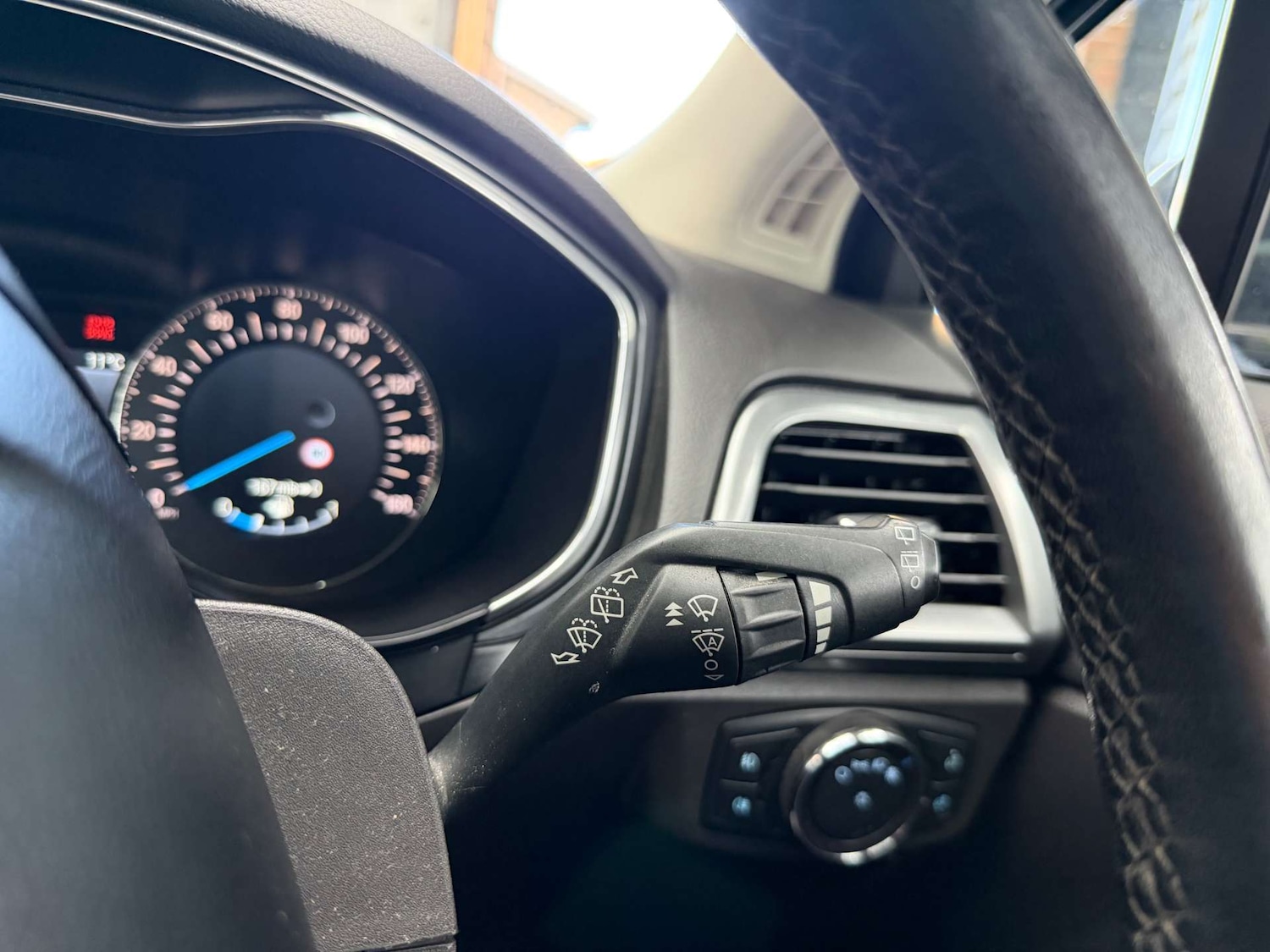 Used Ford Mondeo 2018 for sale - 77931928: Photo 22