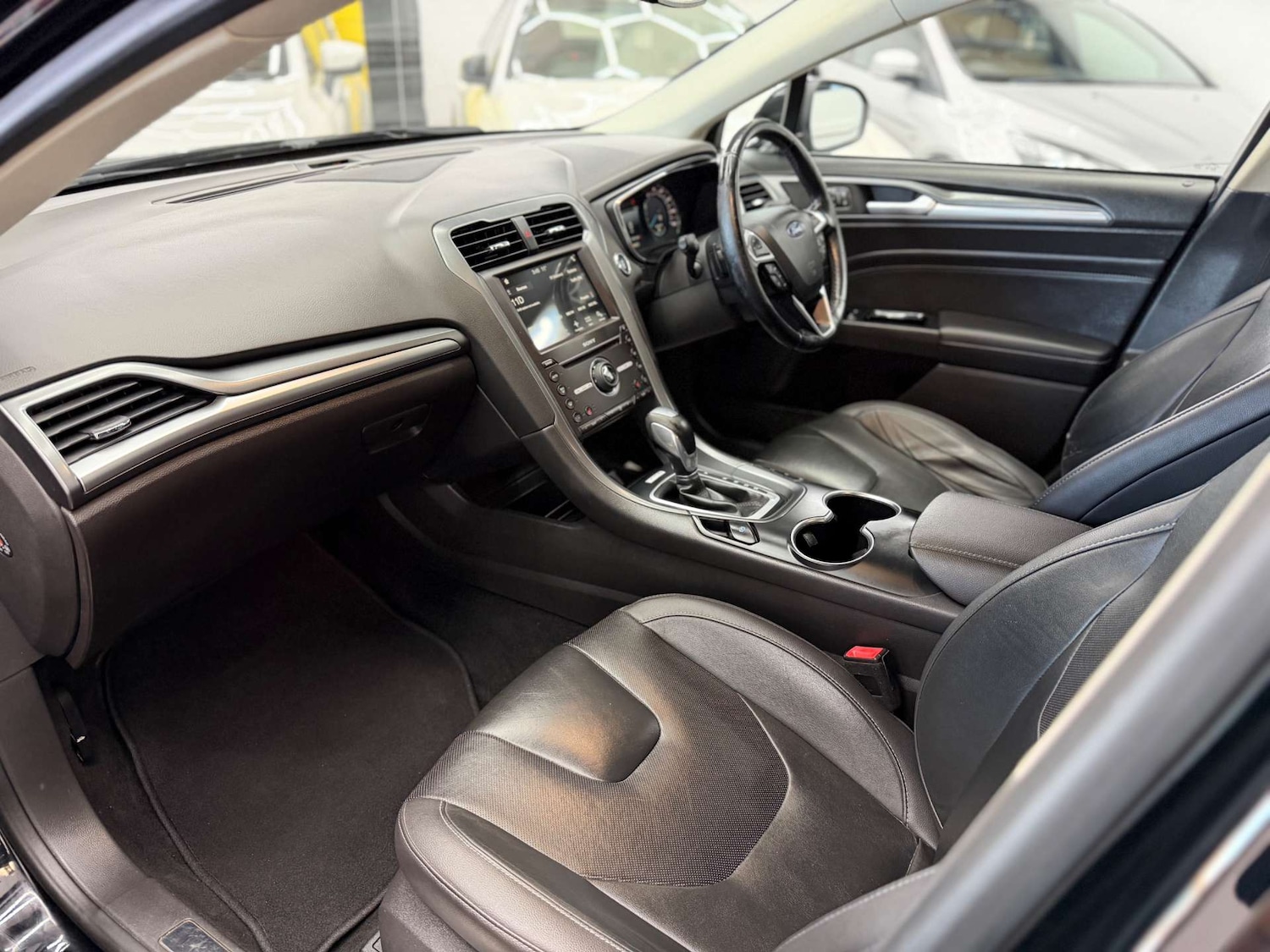 Used Ford Mondeo 2018 for sale - 77931928: Photo 37