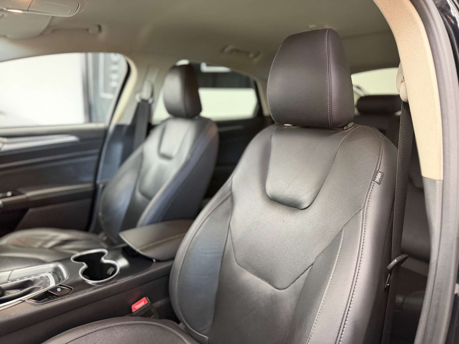 Used Ford Mondeo 2018 for sale - 77931928: Photo 38