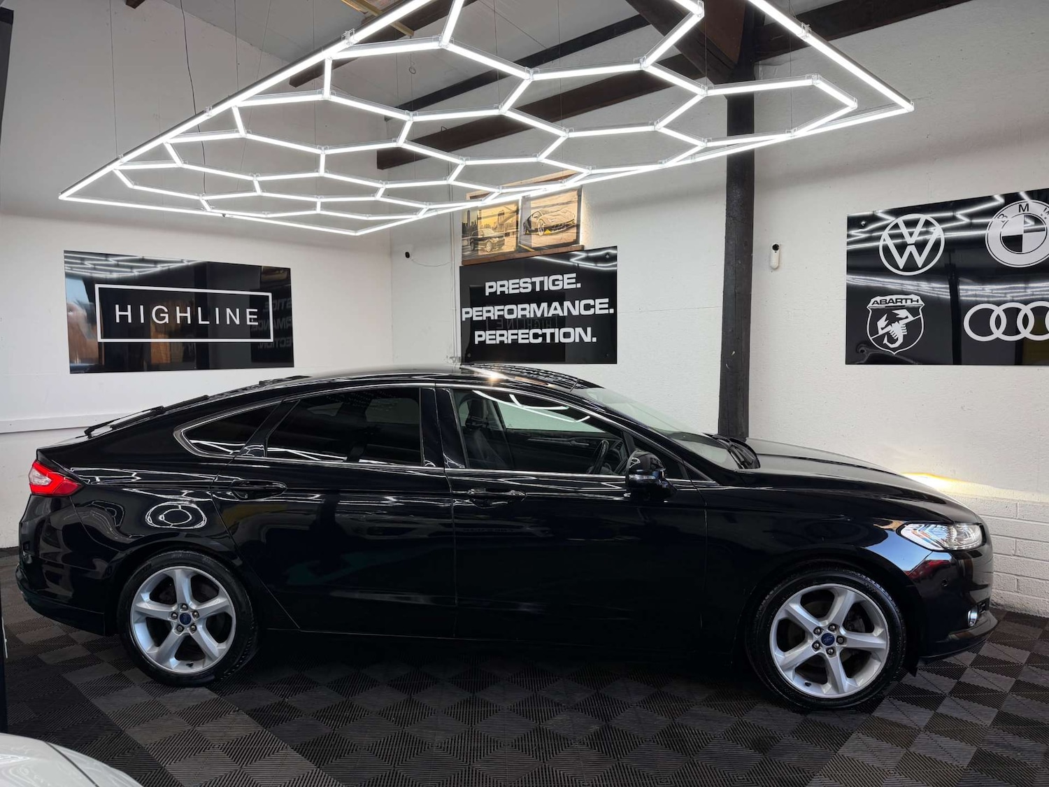 Used Ford Mondeo 2018 for sale - 77931928: Photo 6