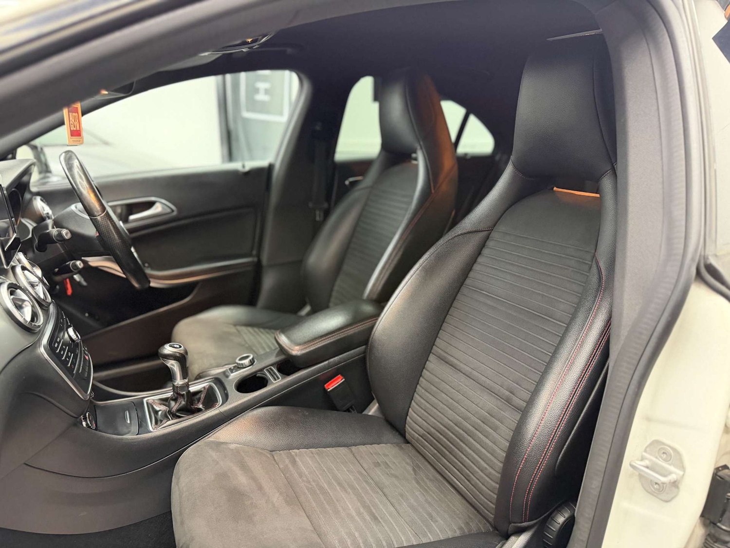 Used Mercedes-Benz CLA 2015 for sale - 77864565: Photo 34